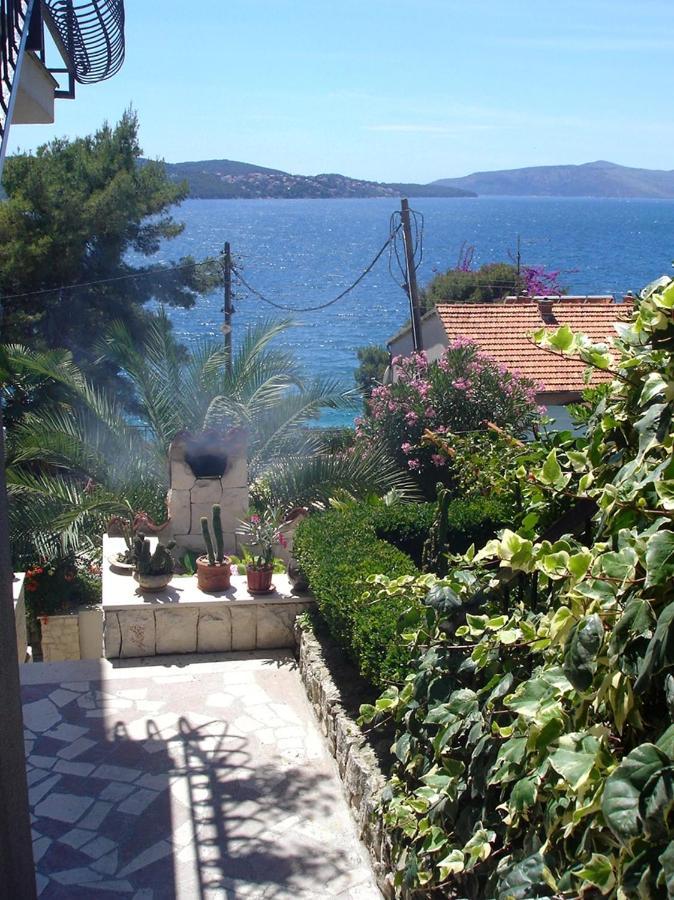 Apartments By The Sea Trogir - 11895 Luaran gambar
